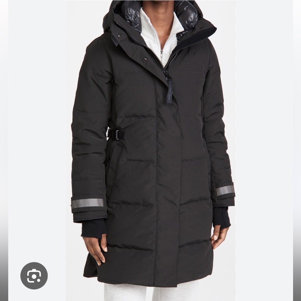 CANADA GOOSE DOWN COAT - Picture 2 of 13